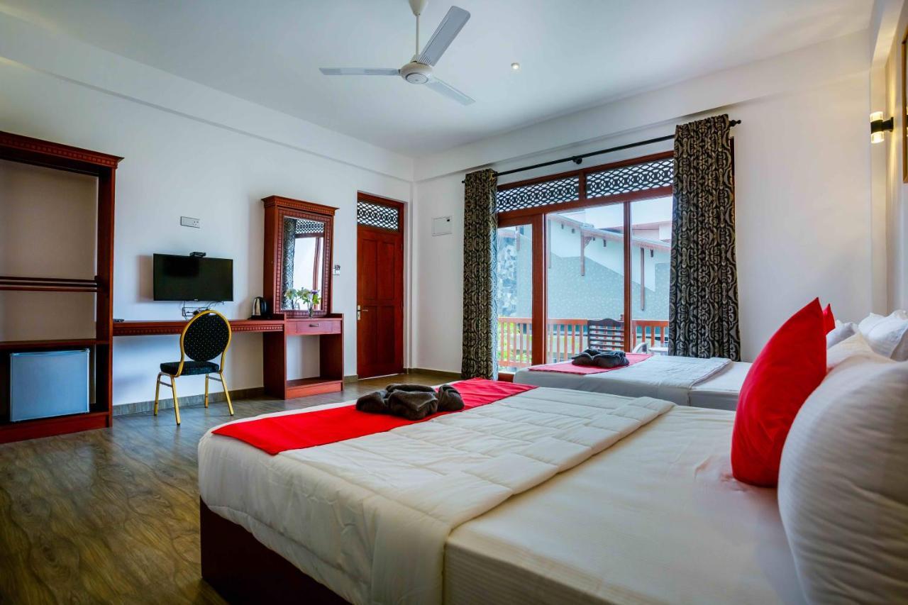 Polhena Grand Resort & Banquet Ματάρα Εξωτερικό φωτογραφία