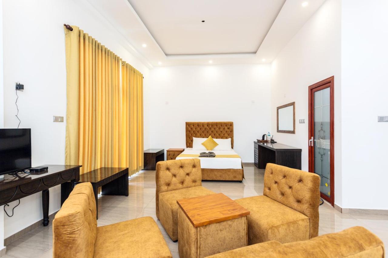 Polhena Grand Resort & Banquet Ματάρα Εξωτερικό φωτογραφία