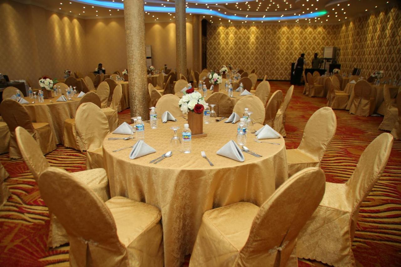 Polhena Grand Resort & Banquet Ματάρα Εξωτερικό φωτογραφία